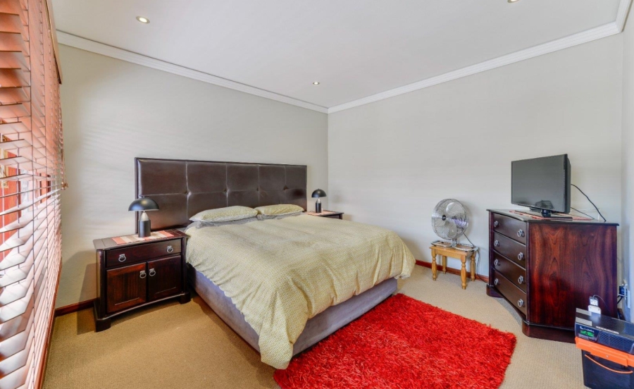 2 Bedroom Property for Sale in Bedfordview Gauteng