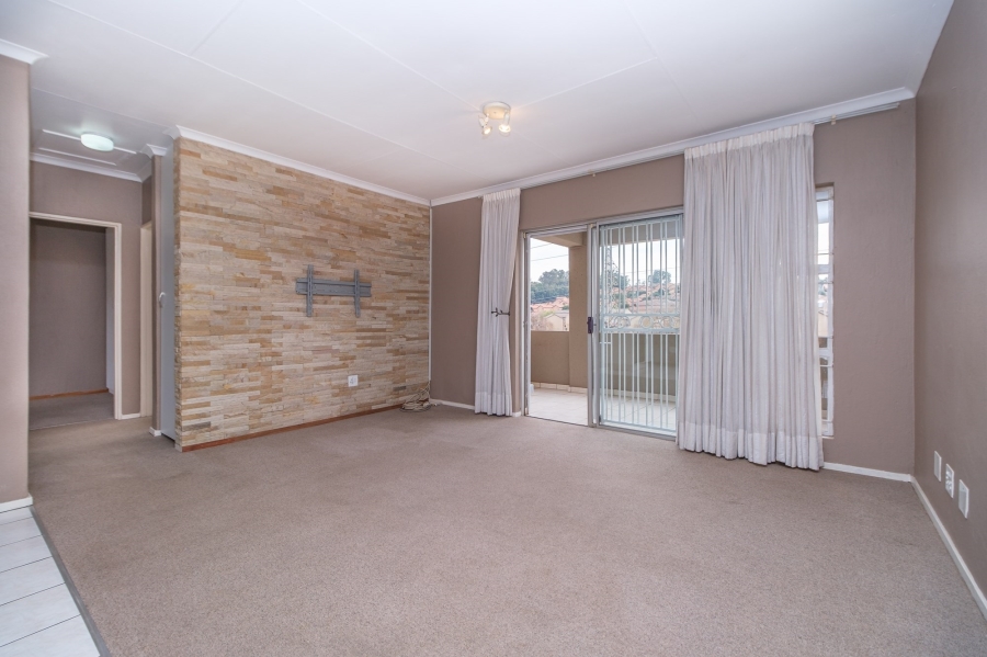 2 Bedroom Property for Sale in Wilgeheuwel Gauteng