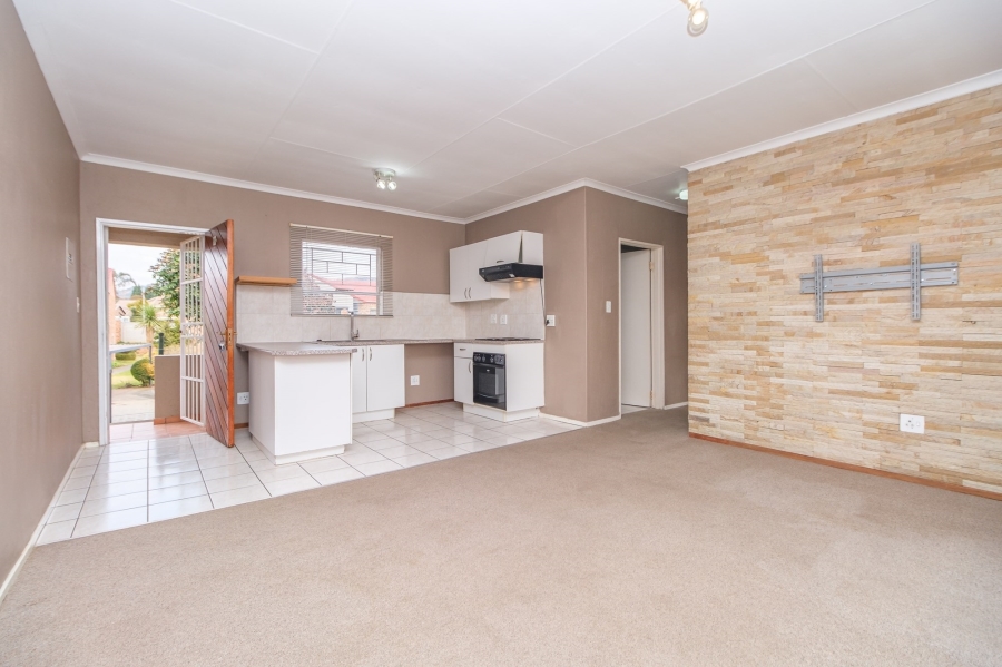 2 Bedroom Property for Sale in Wilgeheuwel Gauteng