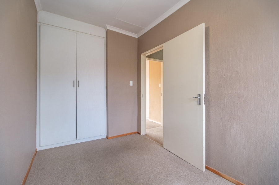2 Bedroom Property for Sale in Wilgeheuwel Gauteng