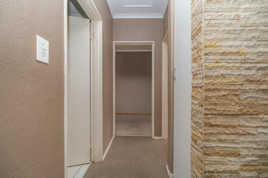 2 Bedroom Property for Sale in Wilgeheuwel Gauteng