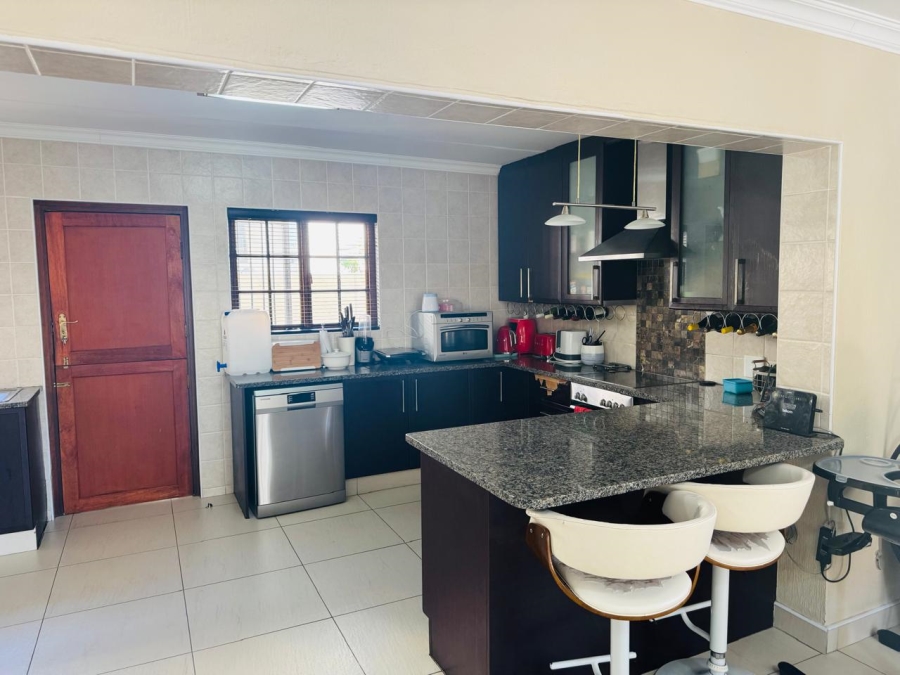 To Let 3 Bedroom Property for Rent in Noordwyk Gauteng