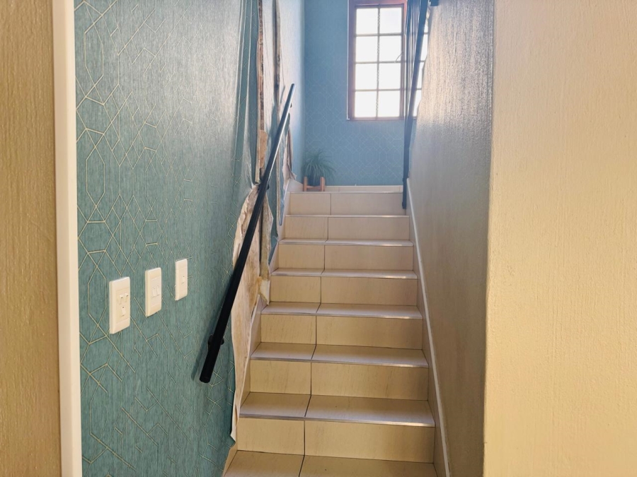 To Let 3 Bedroom Property for Rent in Noordwyk Gauteng