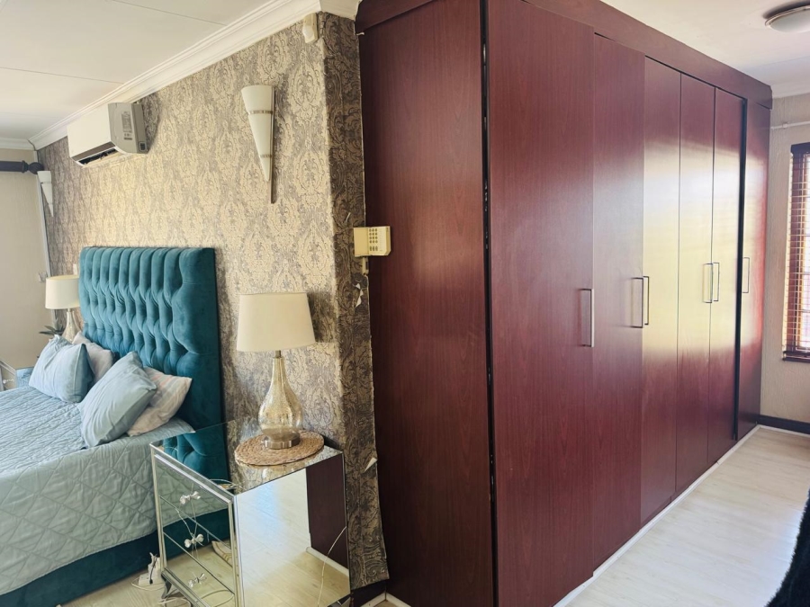 To Let 3 Bedroom Property for Rent in Noordwyk Gauteng