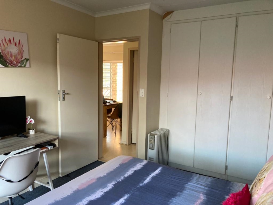 To Let 2 Bedroom Property for Rent in Garsfontein Gauteng