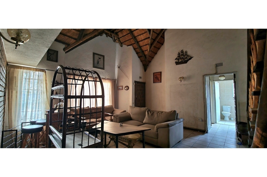 3 Bedroom Property for Sale in Brackendowns Gauteng