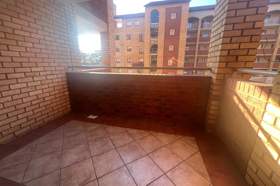 To Let 2 Bedroom Property for Rent in Die Hoewes Gauteng