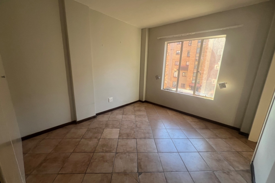 To Let 2 Bedroom Property for Rent in Die Hoewes Gauteng