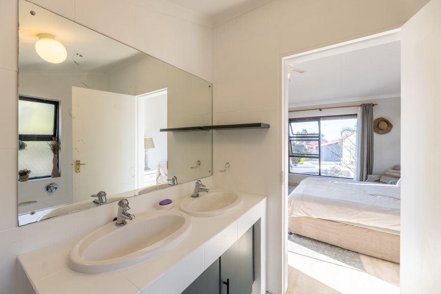 4 Bedroom Property for Sale in Witkoppen Gauteng