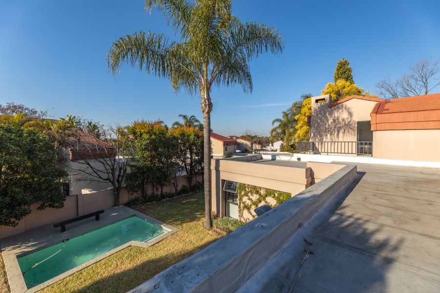 4 Bedroom Property for Sale in Witkoppen Gauteng
