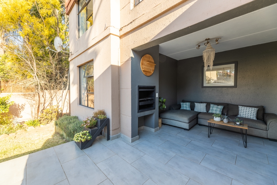 4 Bedroom Property for Sale in Witkoppen Gauteng