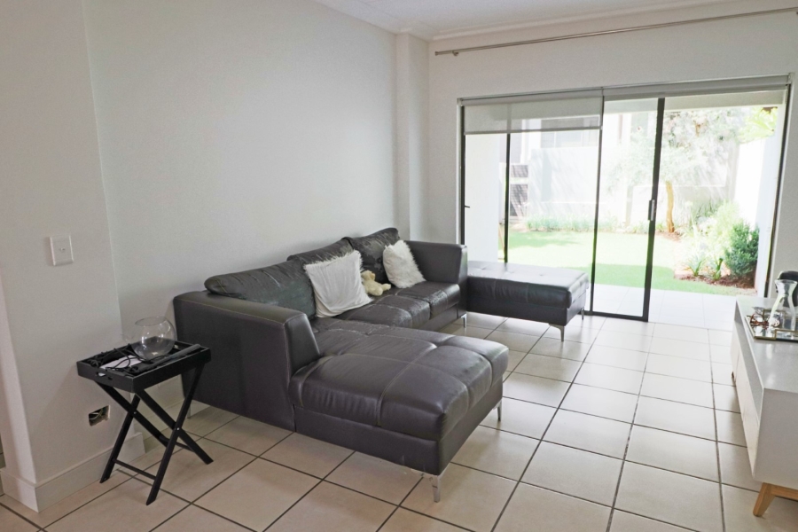 To Let 2 Bedroom Property for Rent in Bryanston Gauteng
