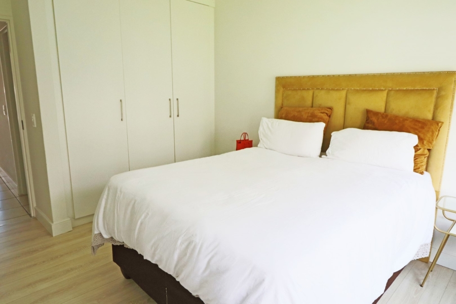 To Let 2 Bedroom Property for Rent in Bryanston Gauteng