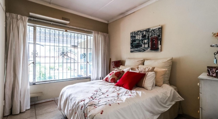 3 Bedroom Property for Sale in Buurendal Gauteng