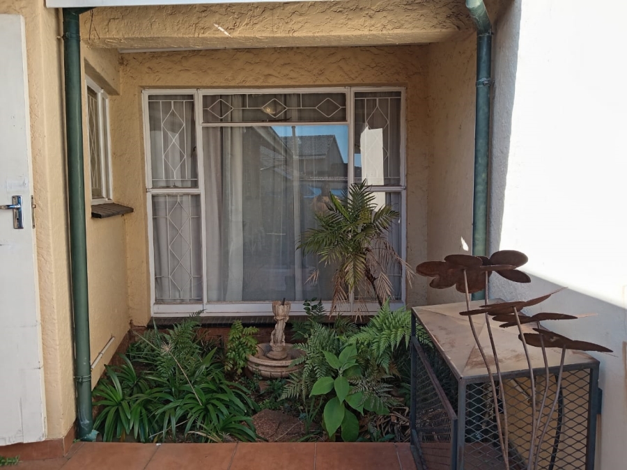 3 Bedroom Property for Sale in Horison Gauteng