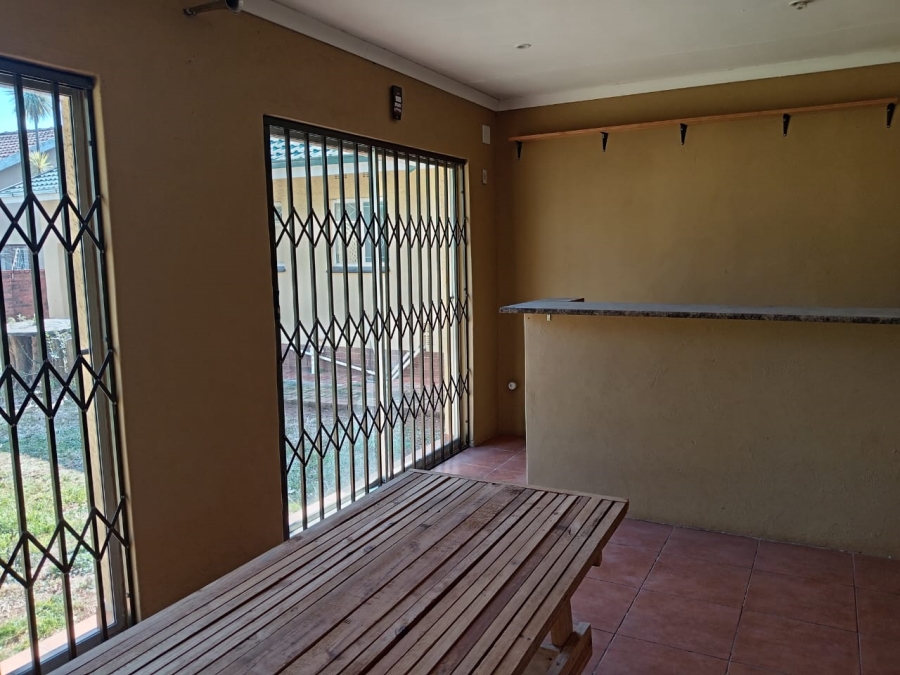3 Bedroom Property for Sale in Horison Gauteng