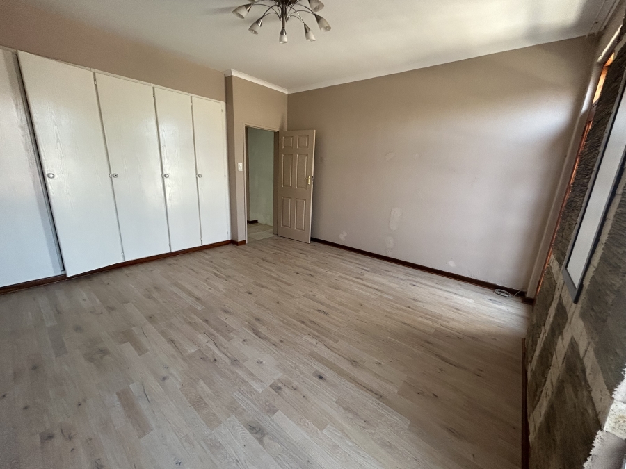 2 Bedroom Property for Sale in Halfway Gardens Gauteng