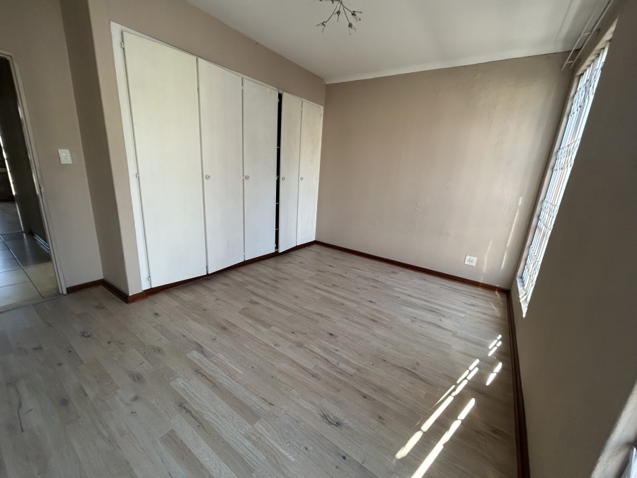 2 Bedroom Property for Sale in Halfway Gardens Gauteng
