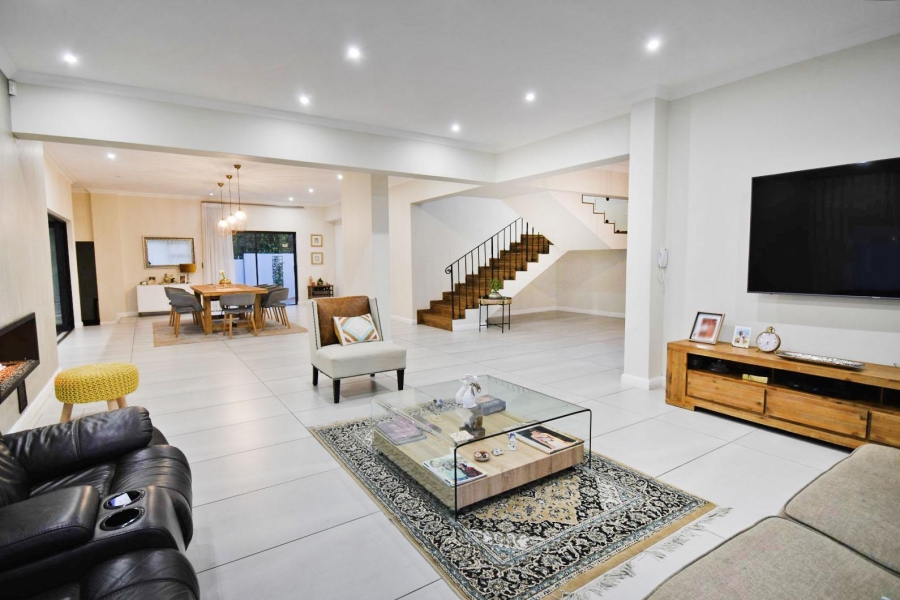 4 Bedroom Property for Sale in Bryanston Gauteng