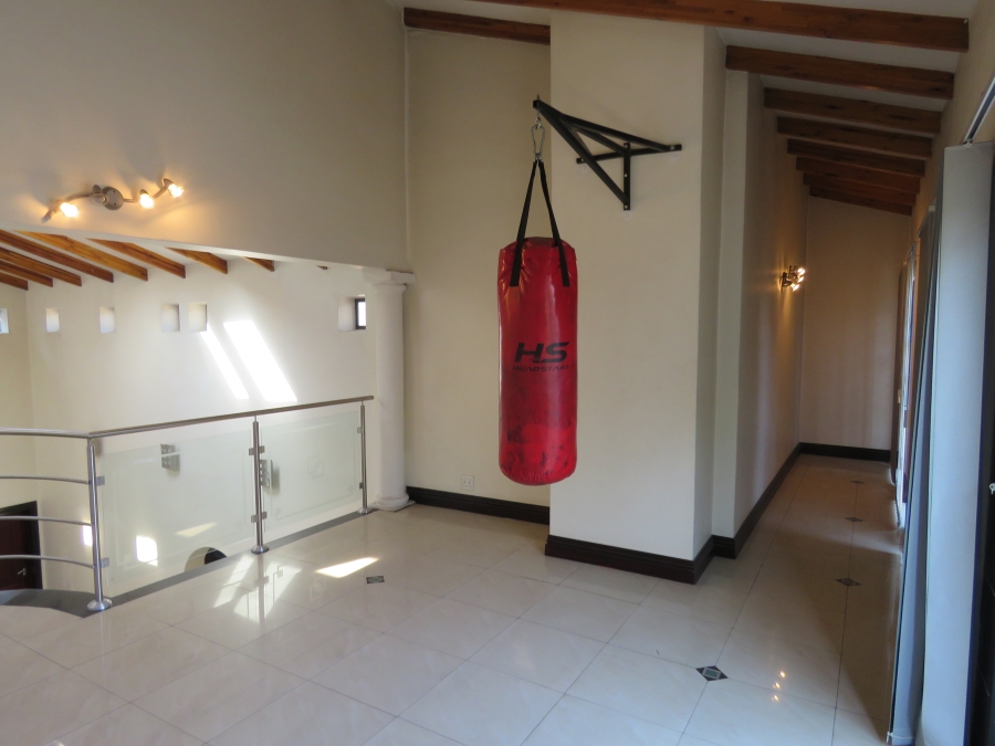 6 Bedroom Property for Sale in Westdene Gauteng