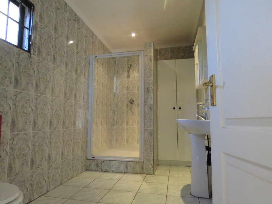 6 Bedroom Property for Sale in Westdene Gauteng