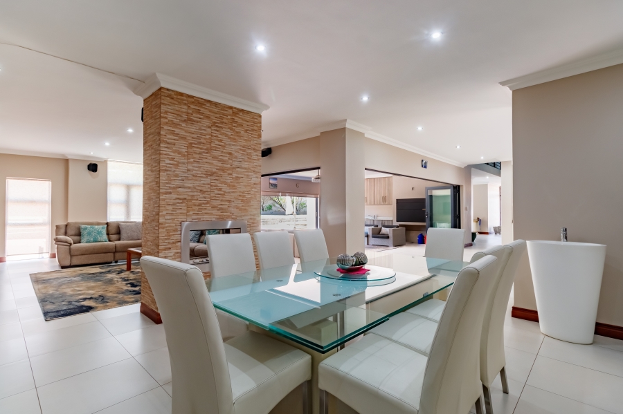 5 Bedroom Property for Sale in Midstream Hill Gauteng