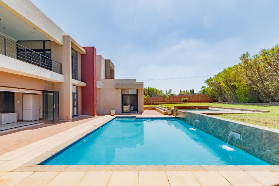 5 Bedroom Property for Sale in Midstream Hill Gauteng