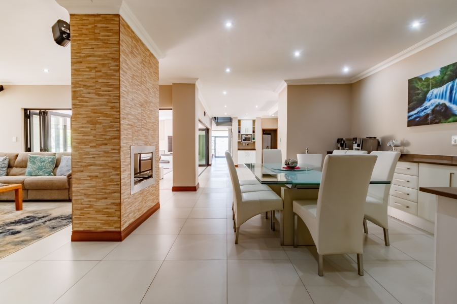 5 Bedroom Property for Sale in Midstream Hill Gauteng