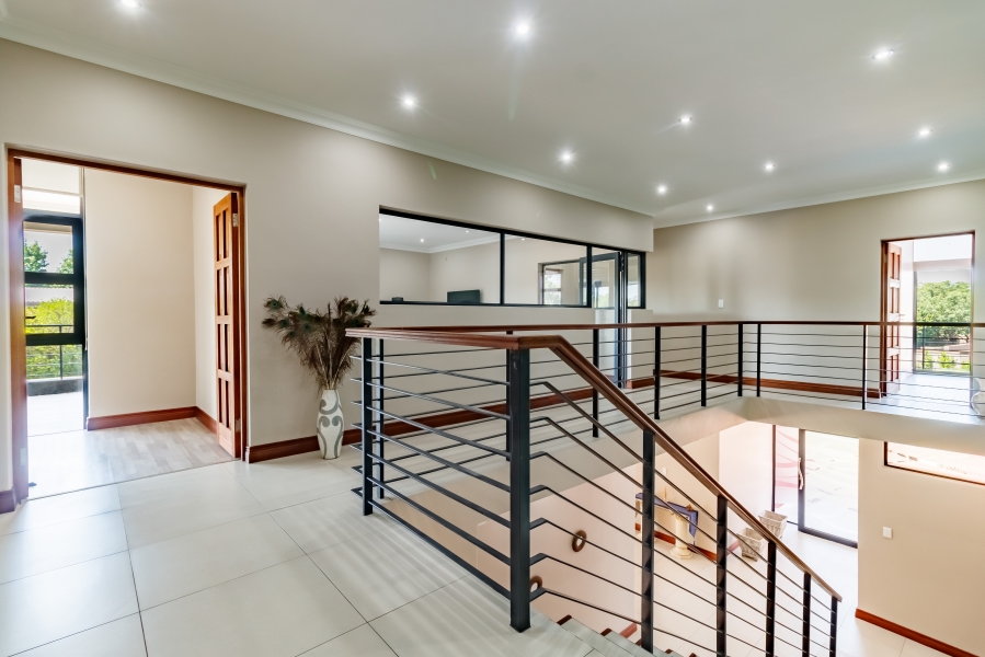 5 Bedroom Property for Sale in Midstream Hill Gauteng