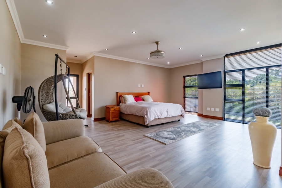 5 Bedroom Property for Sale in Midstream Hill Gauteng