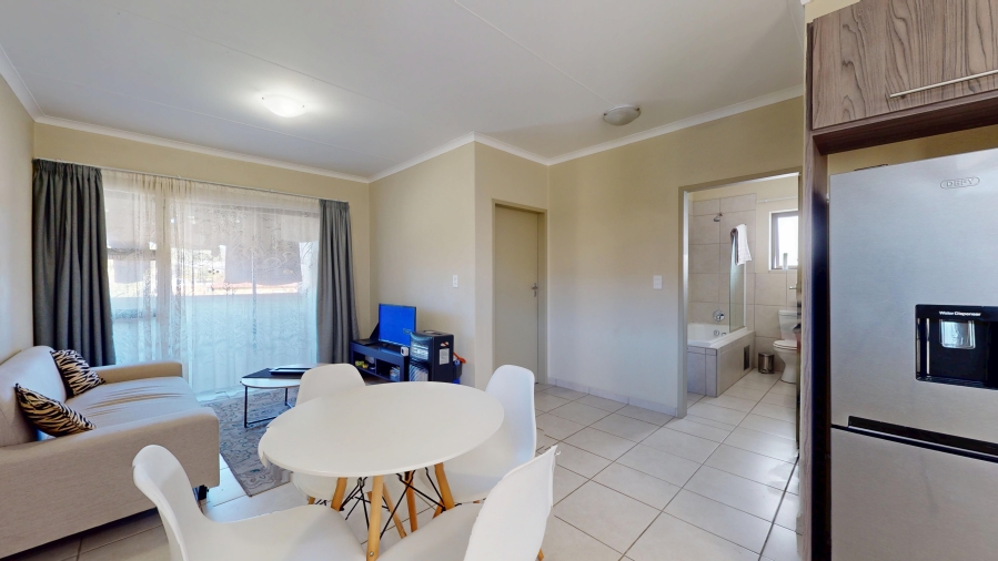2 Bedroom Property for Sale in Norton Park Gauteng