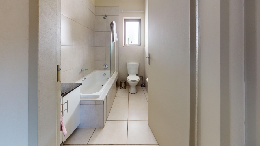 2 Bedroom Property for Sale in Norton Park Gauteng