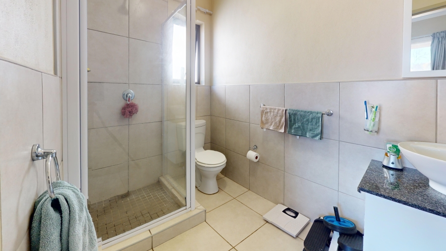 2 Bedroom Property for Sale in Norton Park Gauteng