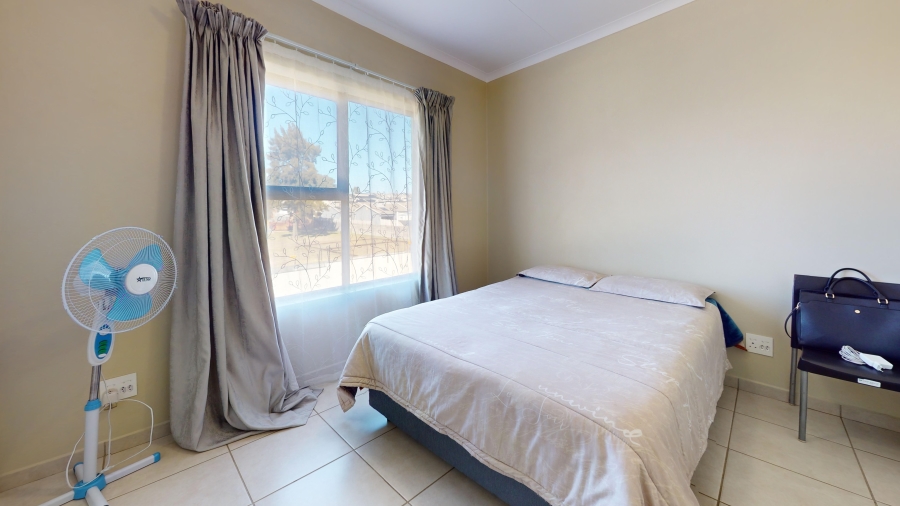 2 Bedroom Property for Sale in Norton Park Gauteng