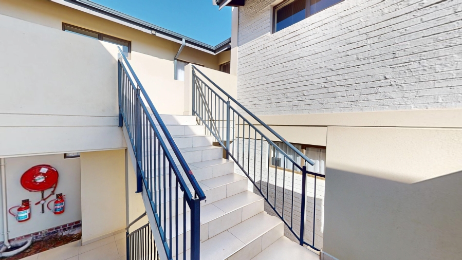 2 Bedroom Property for Sale in Norton Park Gauteng