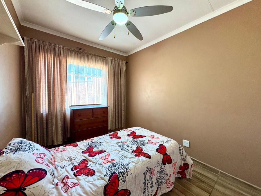2 Bedroom Property for Sale in Dayanglen Gauteng