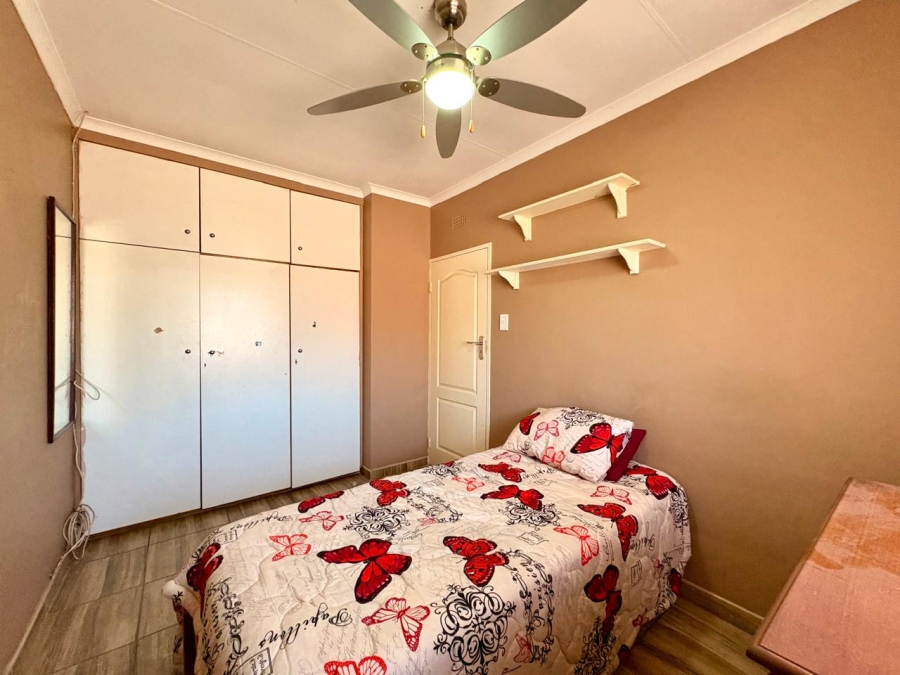 2 Bedroom Property for Sale in Dayanglen Gauteng