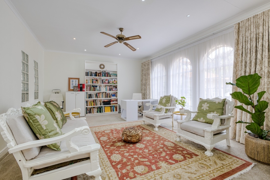 To Let 5 Bedroom Property for Rent in Lonehill Gauteng