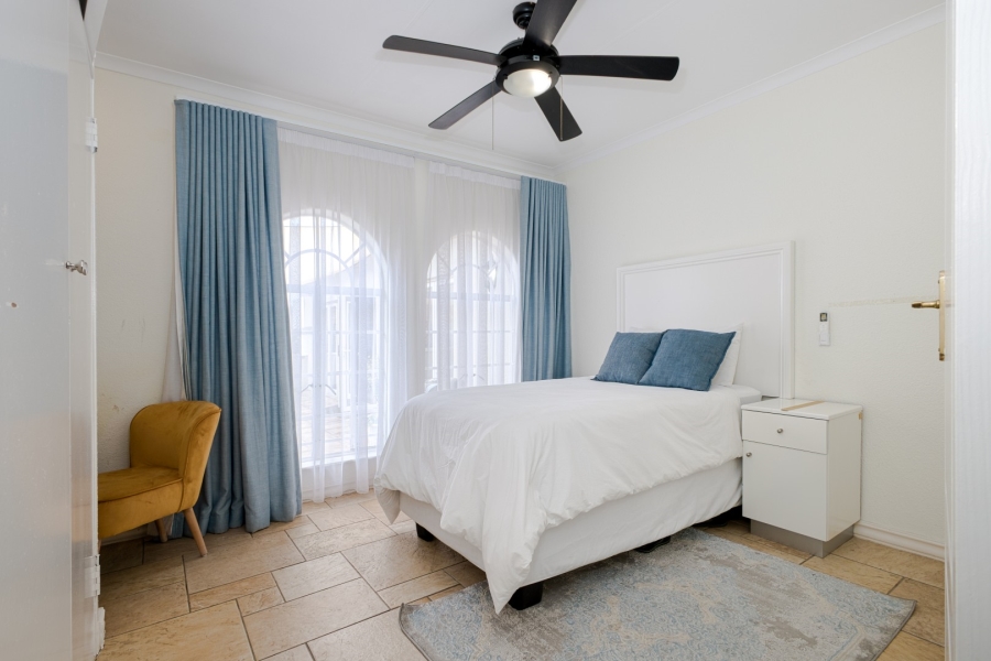 To Let 5 Bedroom Property for Rent in Lonehill Gauteng