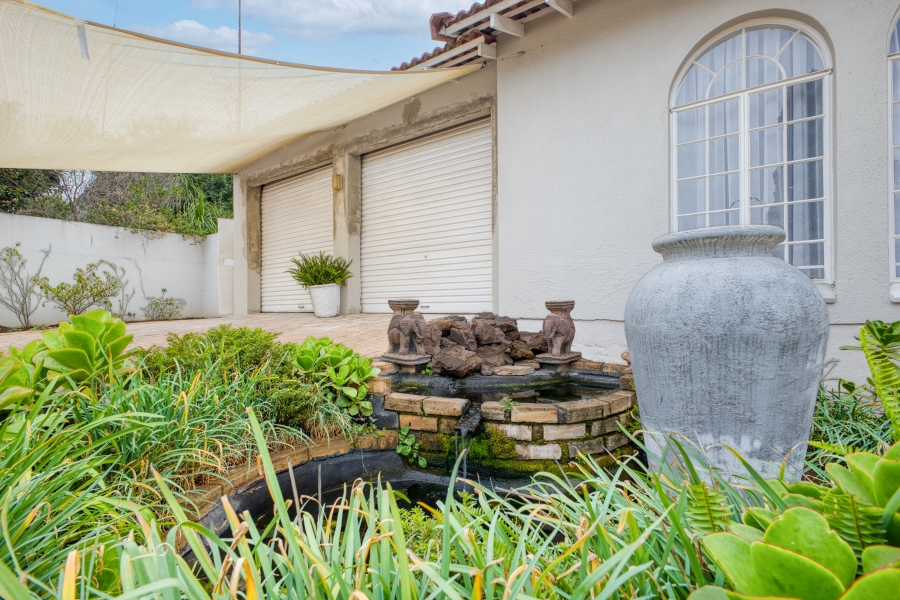 To Let 5 Bedroom Property for Rent in Lonehill Gauteng