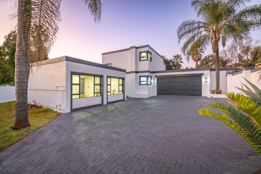 4 Bedroom Property for Sale in Roodekrans Gauteng