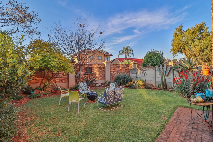 2 Bedroom Property for Sale in Florida Glen Gauteng