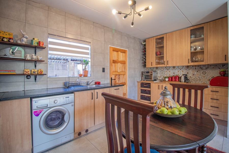 2 Bedroom Property for Sale in Florida Glen Gauteng