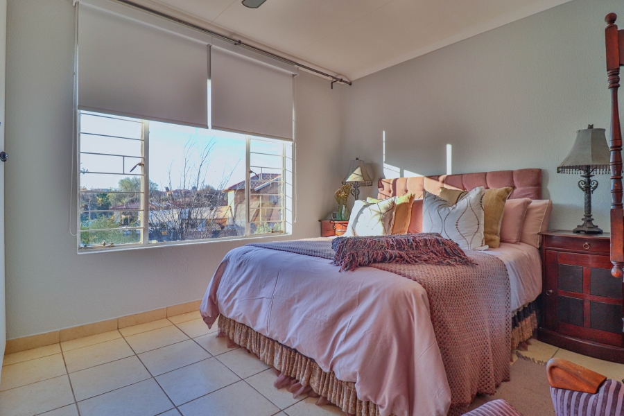 2 Bedroom Property for Sale in Florida Glen Gauteng