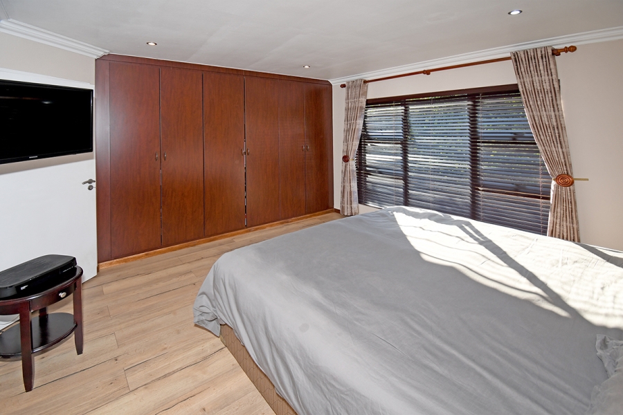 4 Bedroom Property for Sale in Greenstone Hill Gauteng