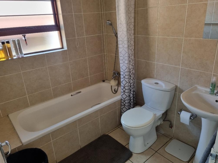 2 Bedroom Property for Sale in Bedfordview Gauteng