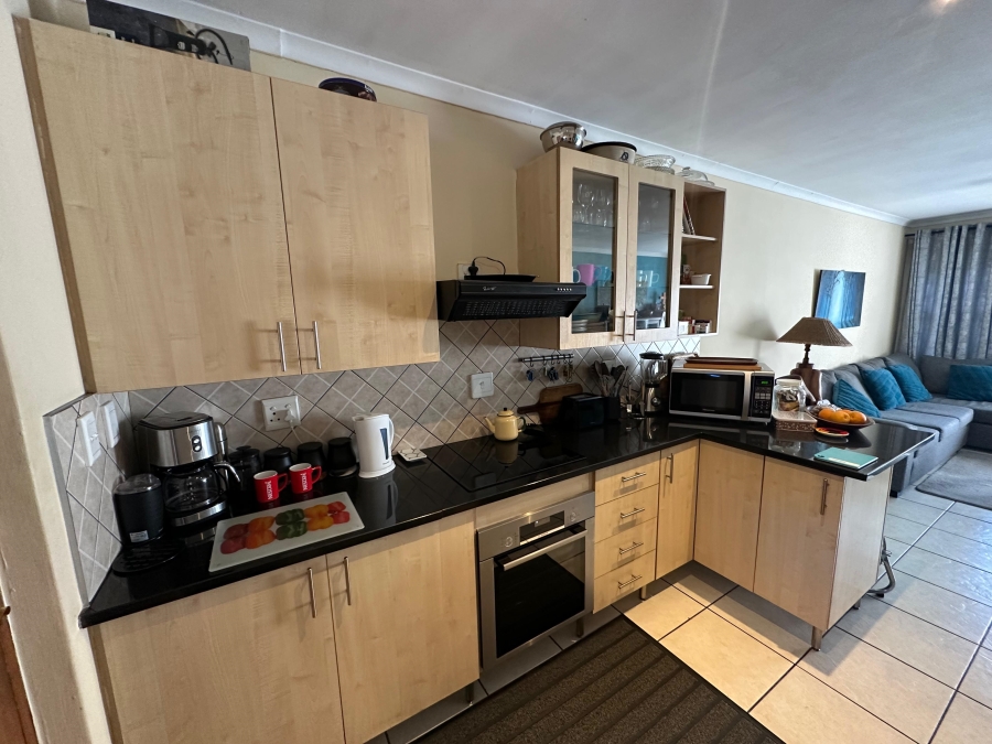 2 Bedroom Property for Sale in Moregloed Gauteng