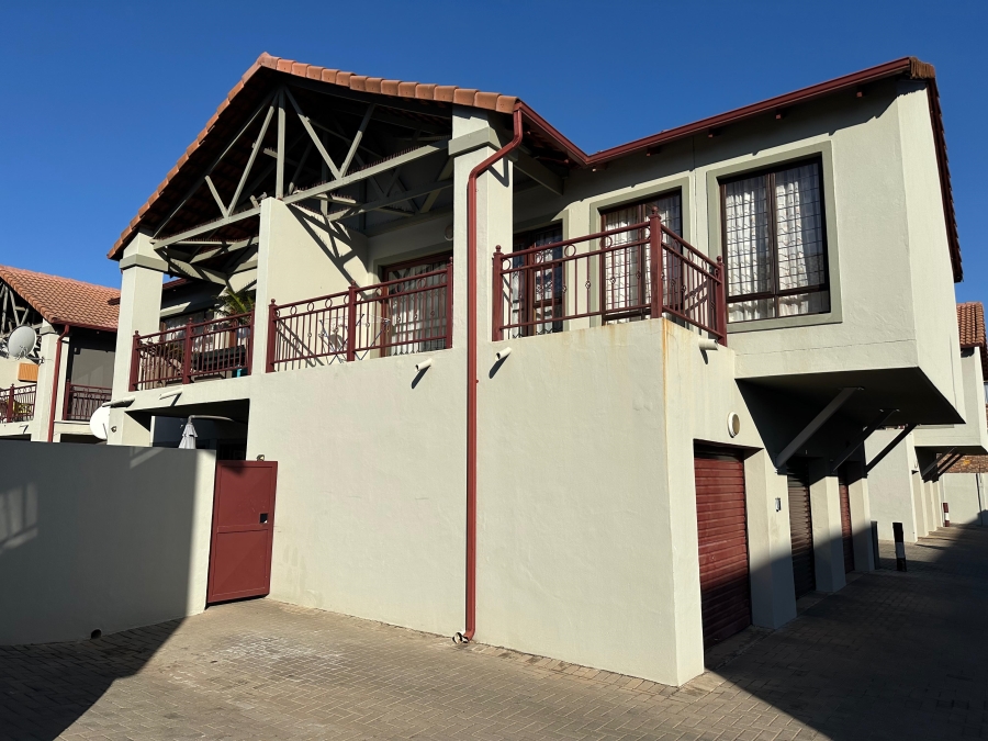 2 Bedroom Property for Sale in Moregloed Gauteng