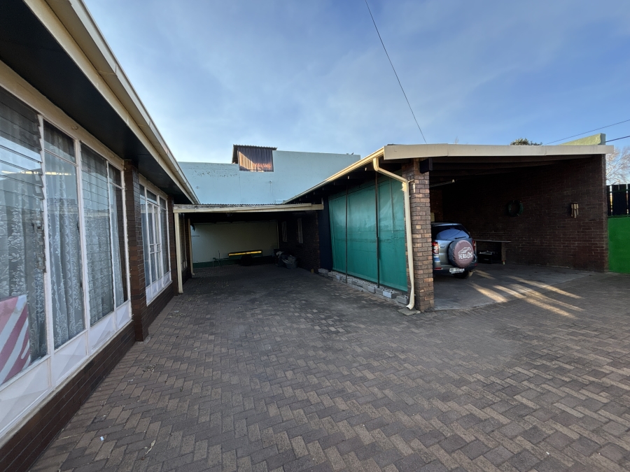 3 Bedroom Property for Sale in Benoni West Gauteng