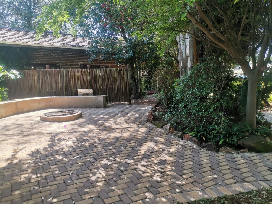 6 Bedroom Property for Sale in Chancliff A H Gauteng